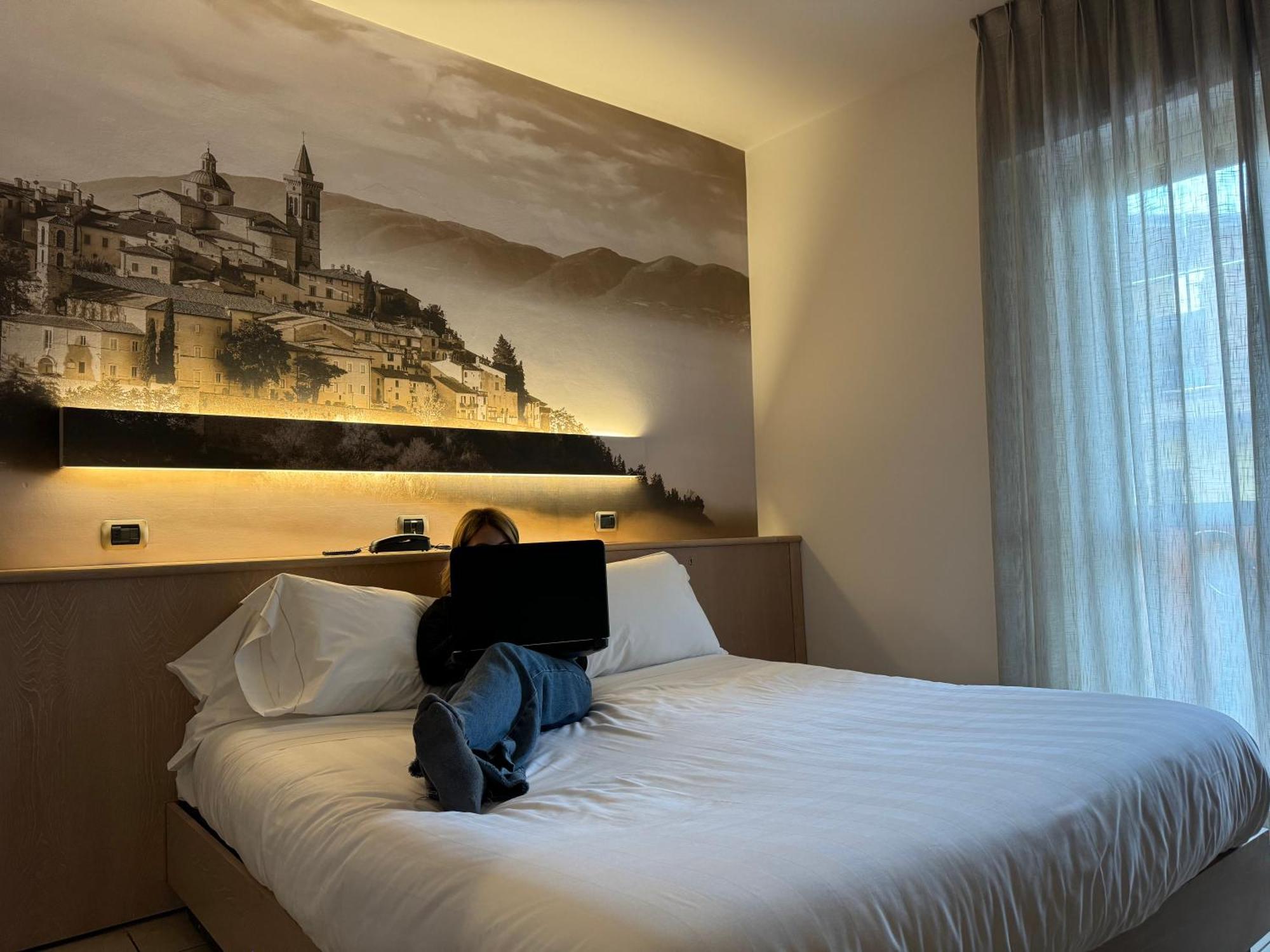 Hotel Cladan Ассізі Екстер'єр фото