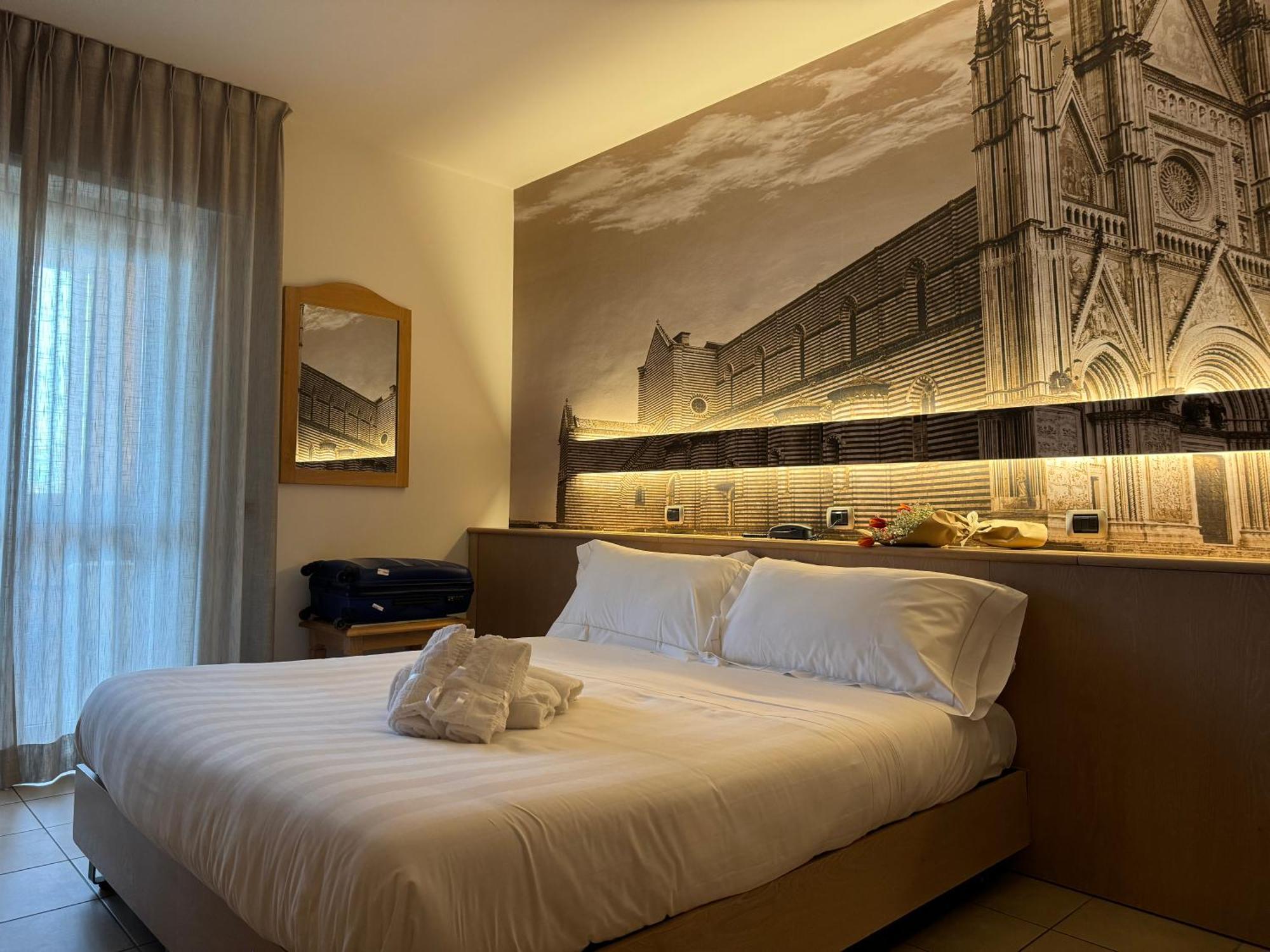 Hotel Cladan Ассізі Екстер'єр фото